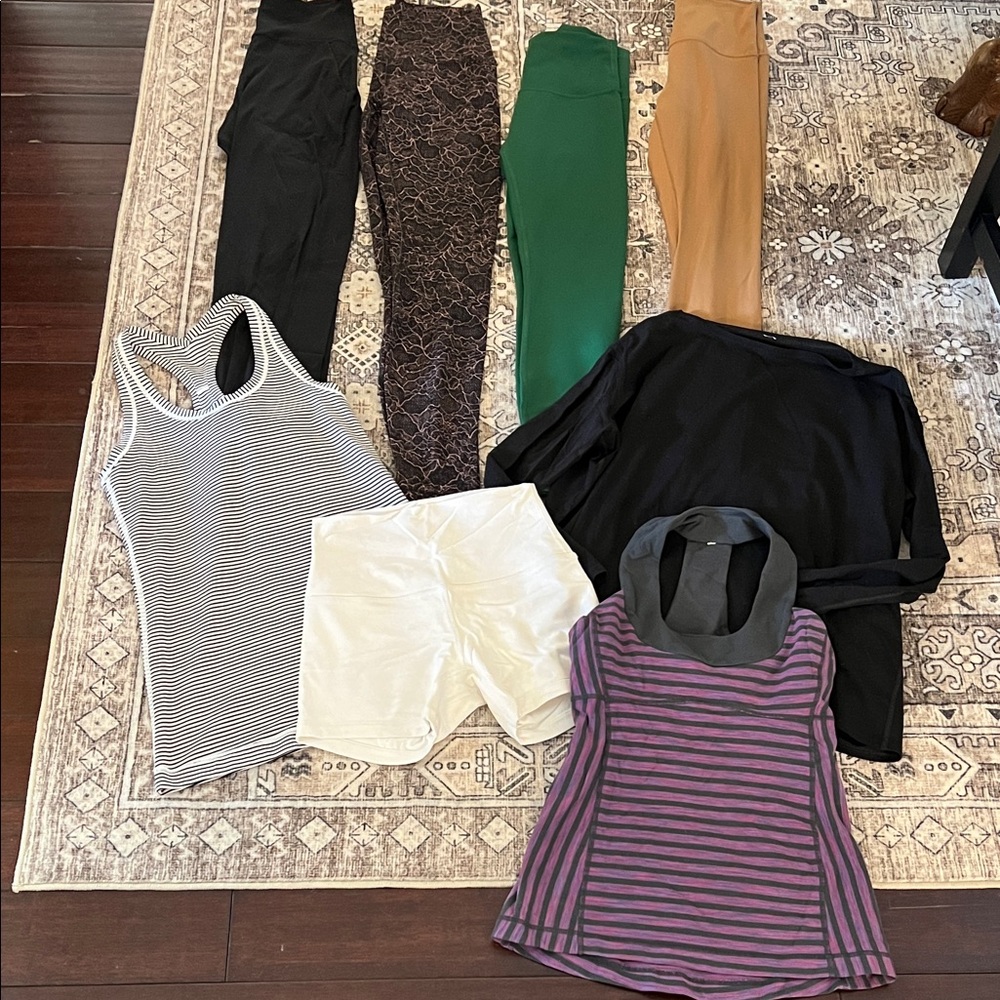 Lululemon Size 4 EIGHT Piece Bundle!